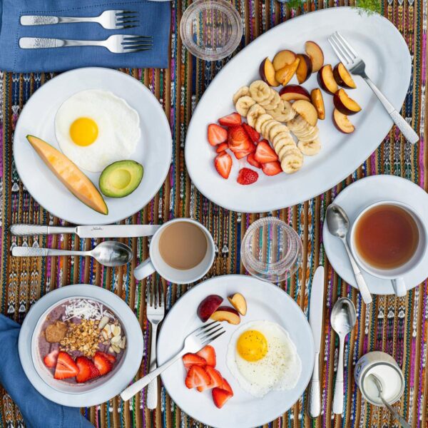 Daily 15" Oval Platter | White Finish