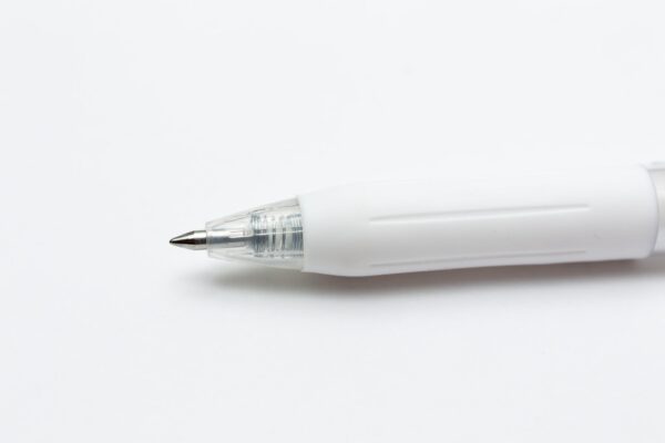 Opaque Pigment Gel Pen Milk White